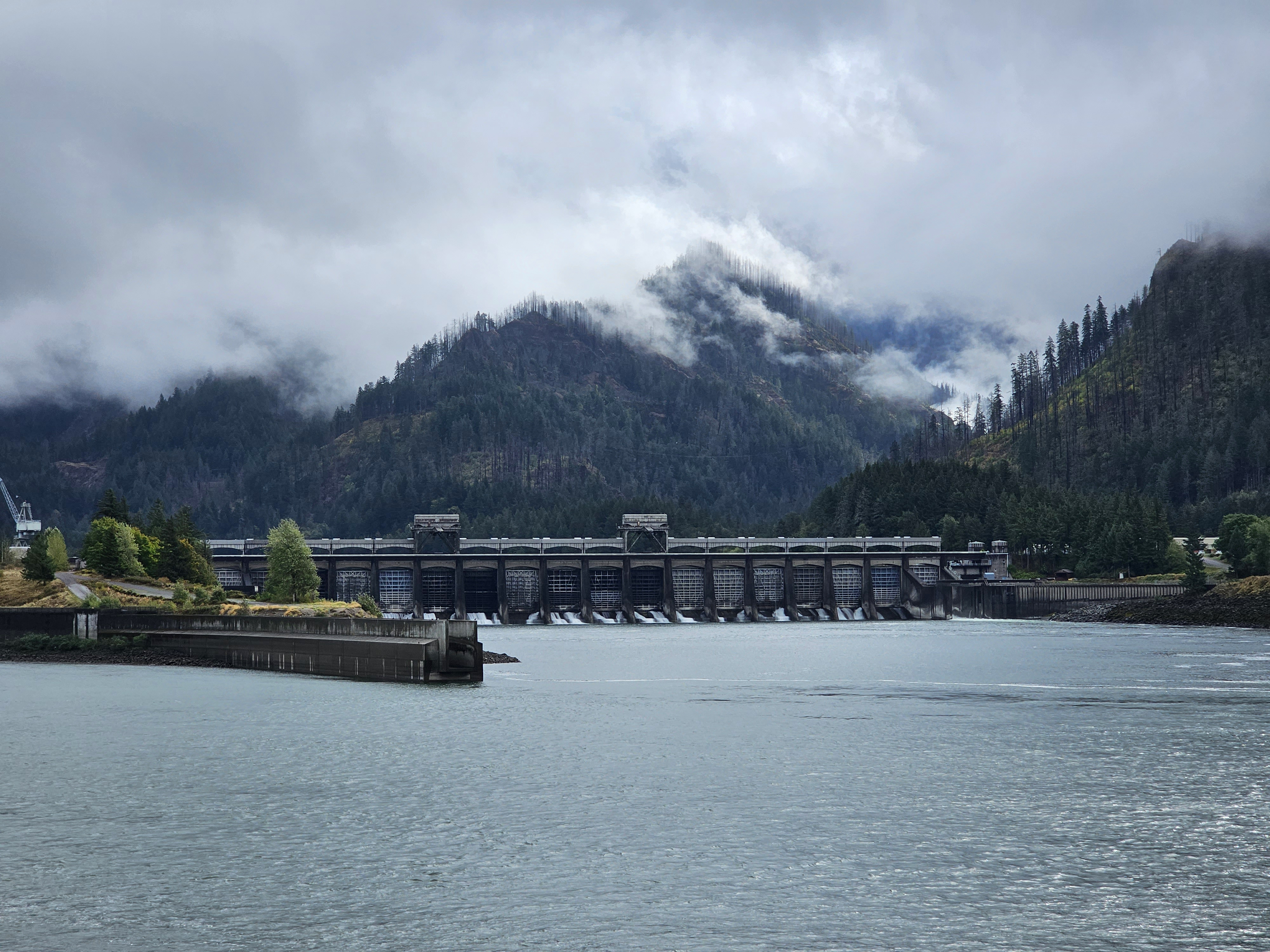 An image of Bonneville Lock and Dam